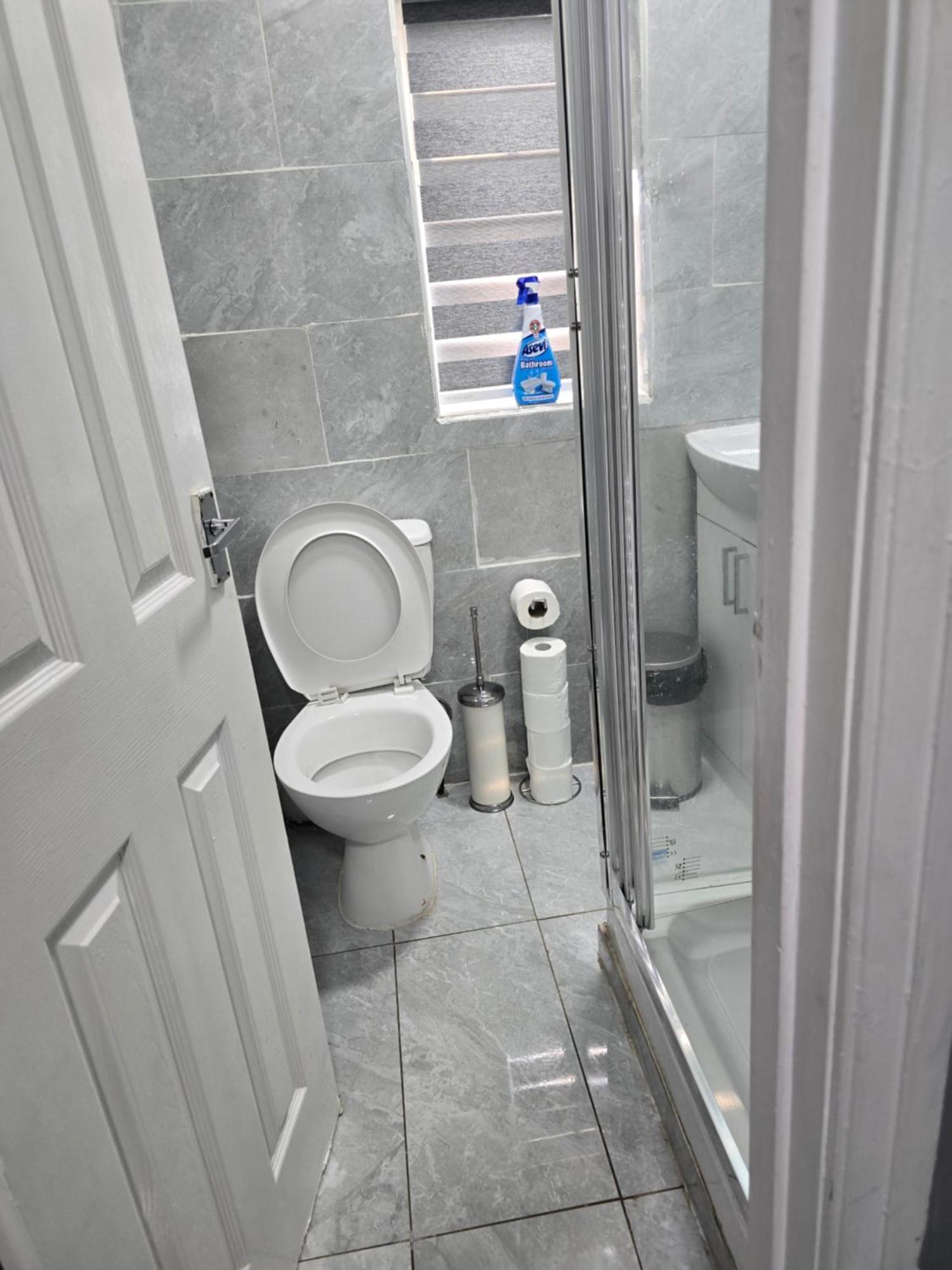 Manchester - House - Sleeps 6 - Parking - Garden Kültér fotó
